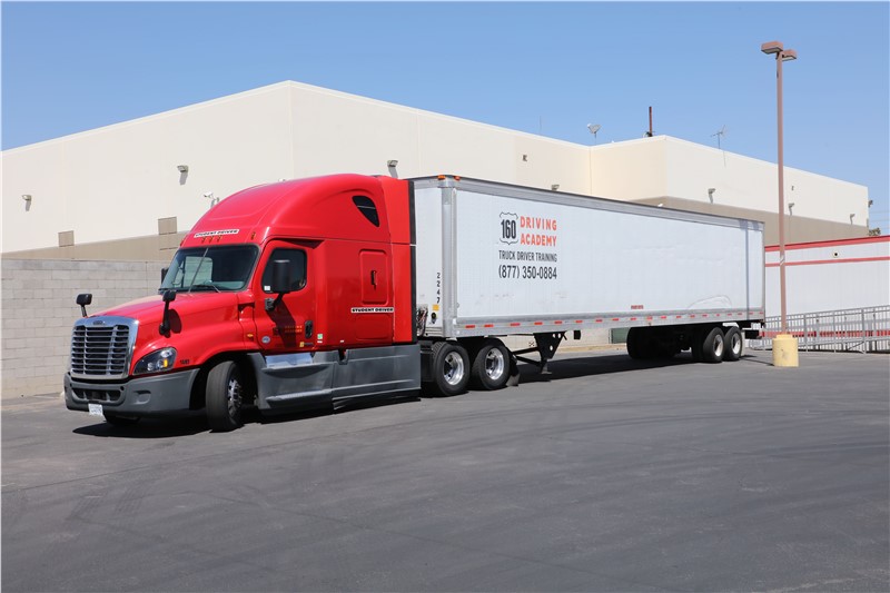 Get Your CDL Before Summer Ends – Start Driving in Just 4 Weeks